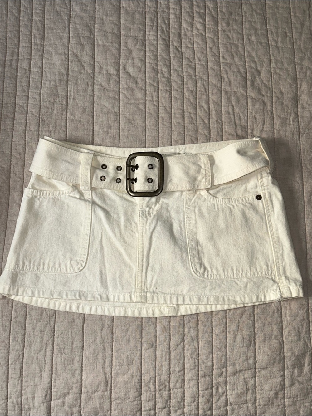 Abercrombie & Fitch Cotton White Belted Mini Skirt!!